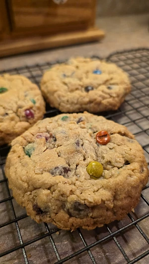 Monster Cookies